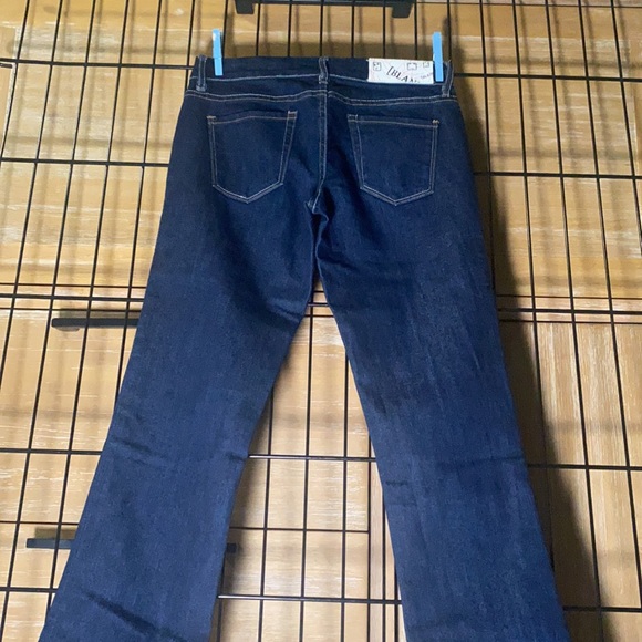 BLANK NYC Throwback Mid-rise Straight Leg Jeans - Picture 3 of 9